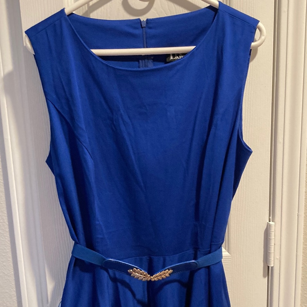 Pin up style dress WITH belt
